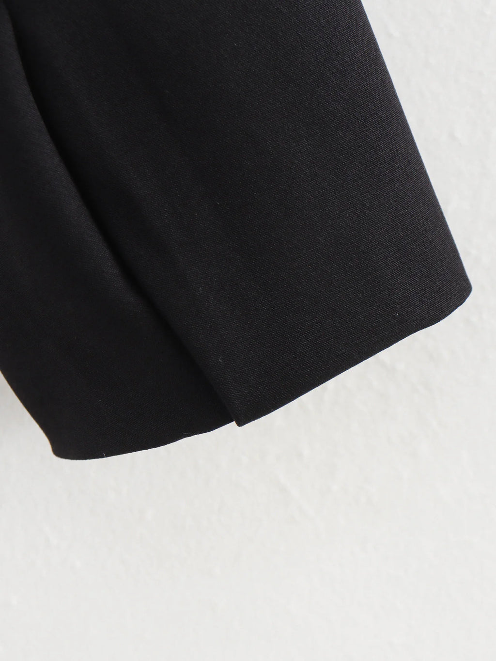 The Virelle Crop Blazer Women