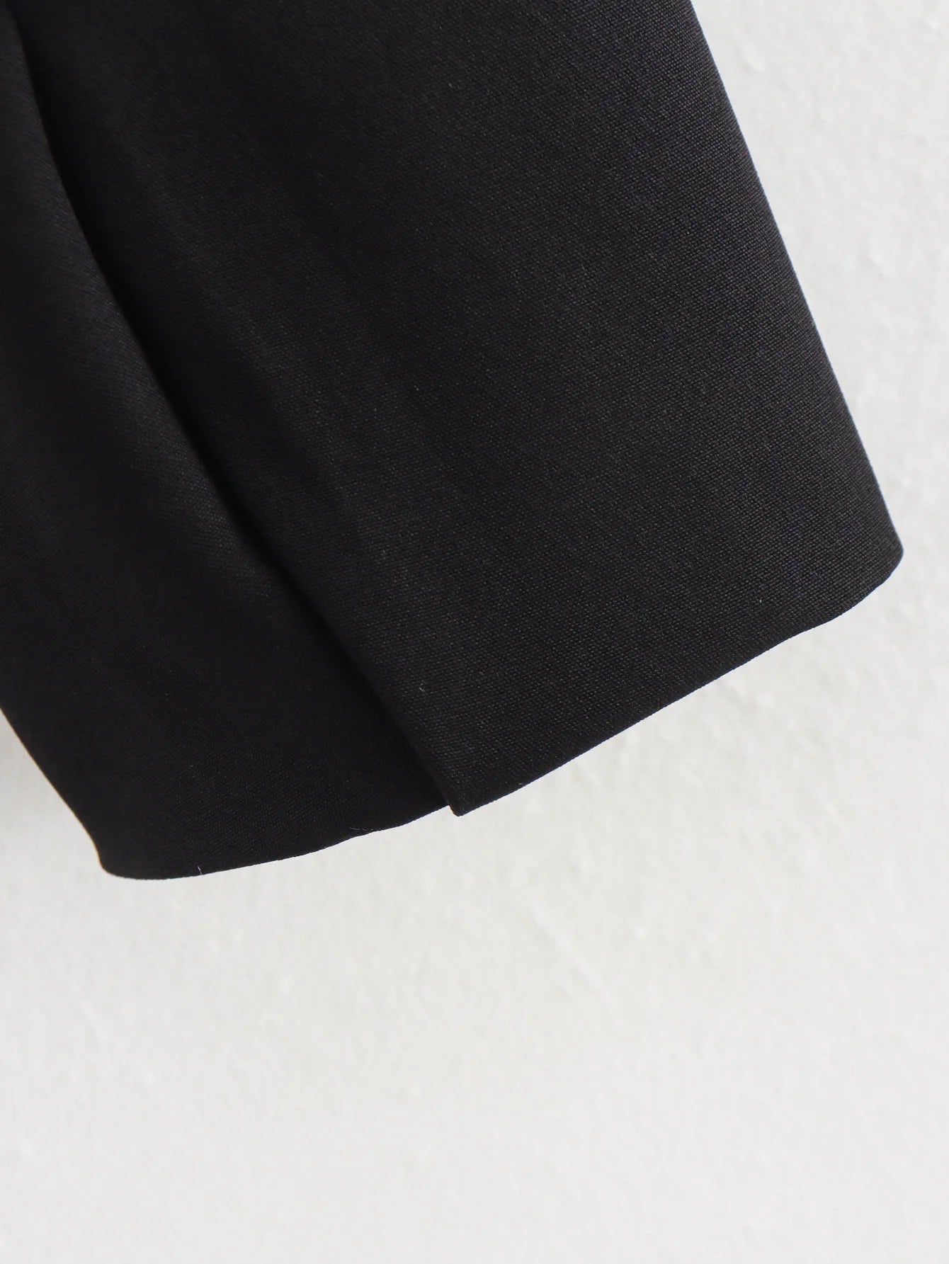 The Virelle Crop Blazer Women