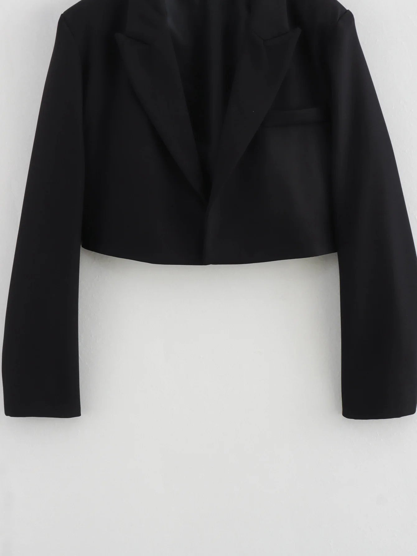 The Virelle Crop Blazer Women